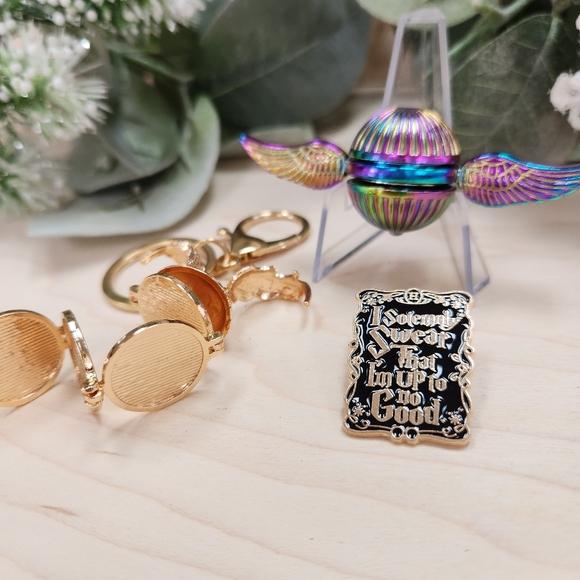 HP Inspired Gift Bundle - Picture 1 of 10